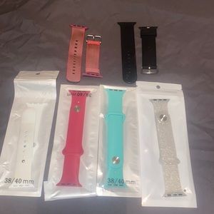 6 Apple Watch bands, 4 new, 2 lightly worn!